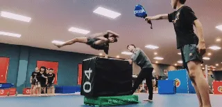 중국의 태권도 도장 모습들.gif 이미지 1