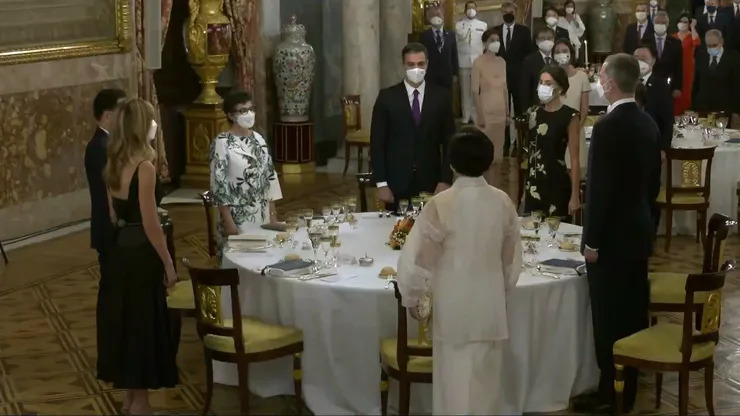 Cena de estado ofrecida por Sus Majestades los Reyes_20210616_035335.187.png