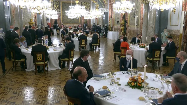 Cena de estado ofrecida por Sus Majestades los Reyes_20210616_035438.803.png