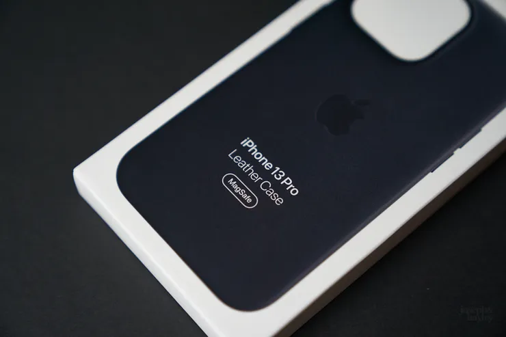 jh-blog-iphone-13-pro-leather-case-001.jpg
