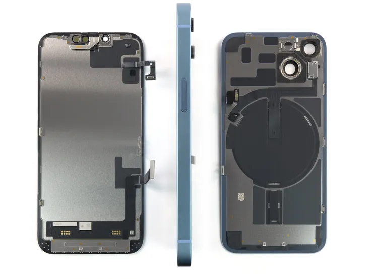 iPhone14_Pro-388-2_edit-squashed-edited.jpg
