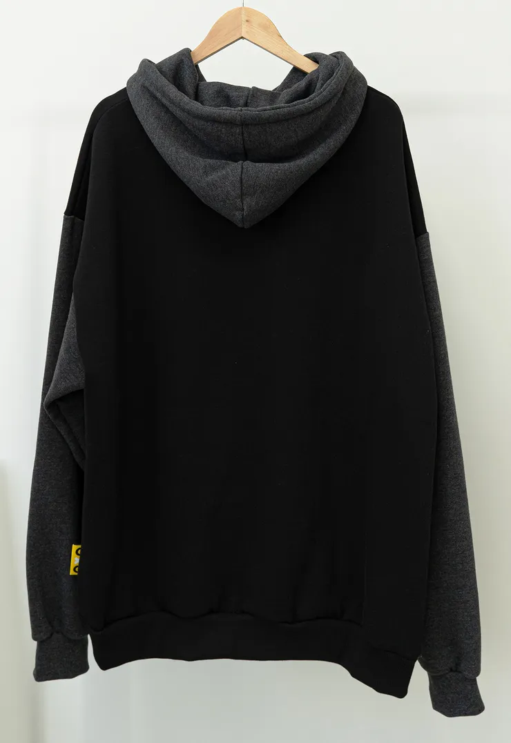 hoodie_02.jpg