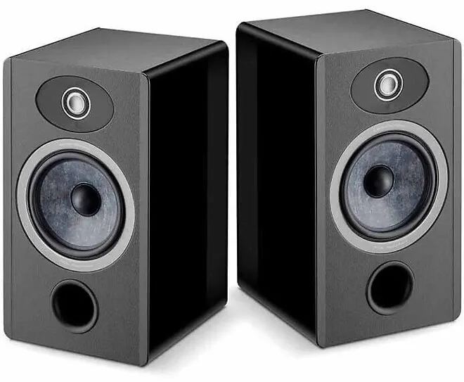 hometheater_755013_20251124193452_e66a2baad9501c2d_thumb.jpg