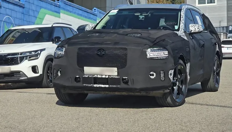 genesis-gv80-hybrid-new-grille.jpg