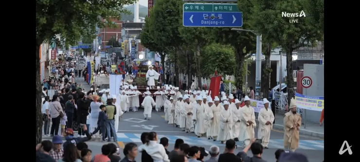 왕사남 흥행에 관광객 몰리는 영월 이미지 11