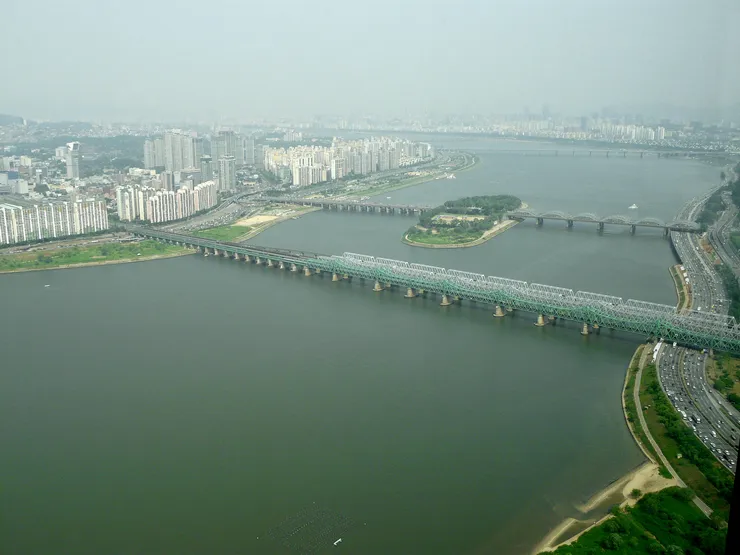 Hangang_Railway_Bridge.jpg