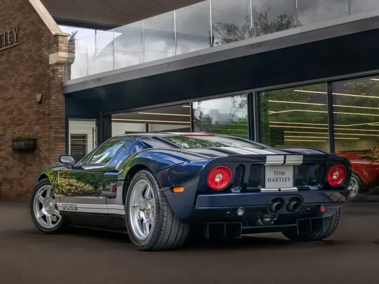 2006-ford-gt-for-sale-6.jpg