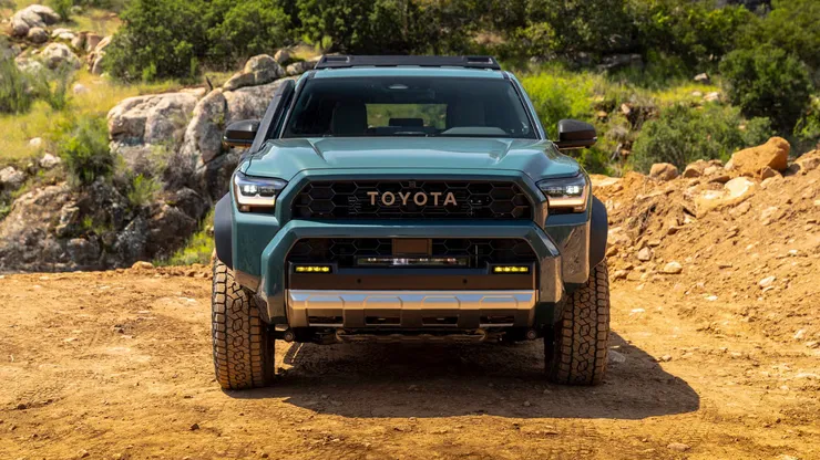 2025-toyota-4runner-trailhunter-front.jpg