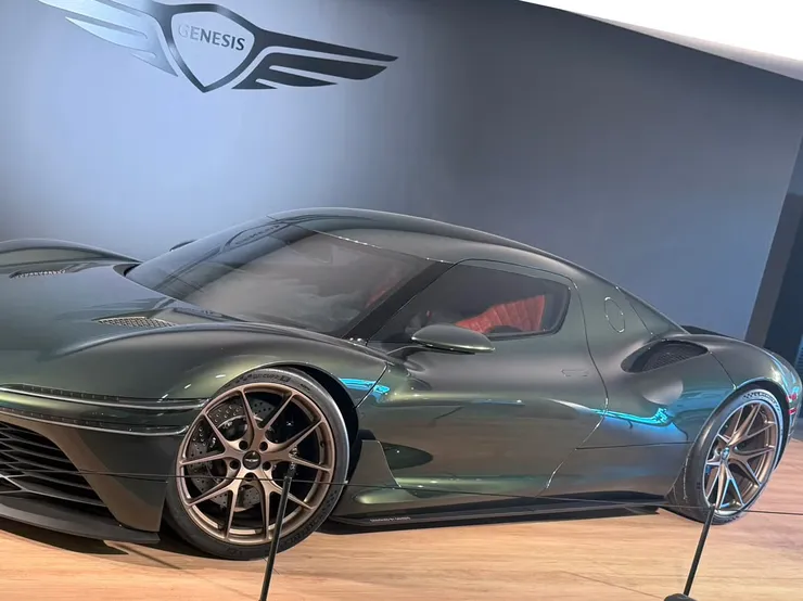 genesis_magma_gt_concept_profile.jpg