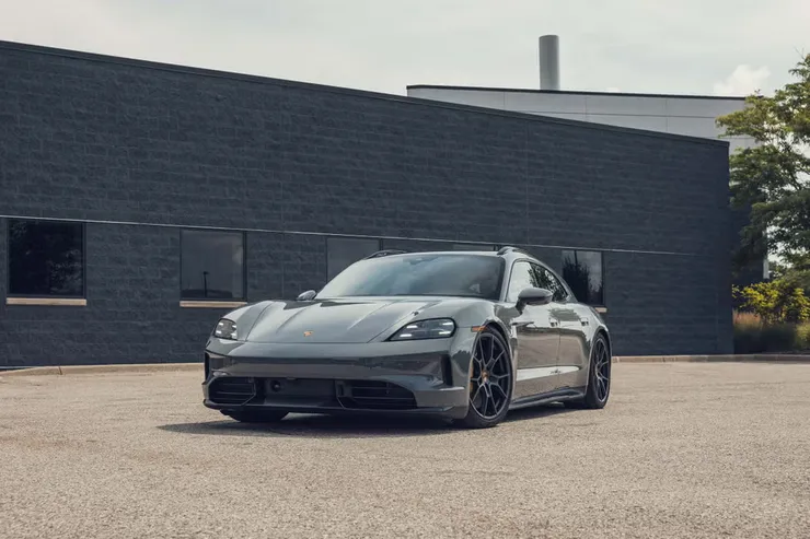 2025-porsche-taycan-gts-sport-turismo-450-68a3458932e4f.jpg