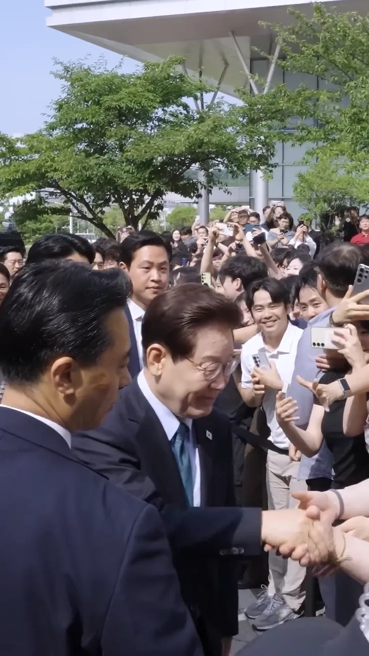videoframe_28522.png