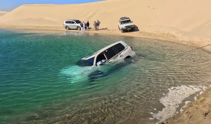 toyota-land-cruiser-needs-to-be-fished-out-of-the-water-but-the-landscape-is-nice-245093_1.jpg