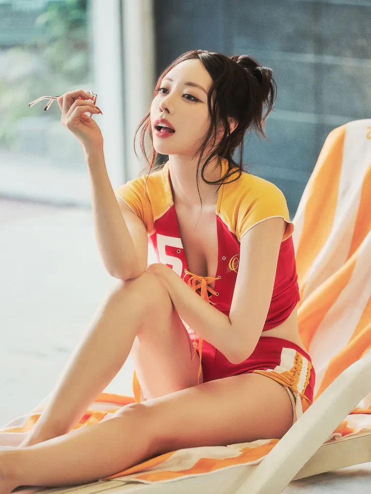 브브걸 여름 신곡 <바디 웨이브> 뮤비 이미지 5