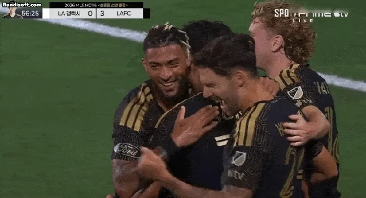 LA FC 손흥민 LA 더비에서 기분좋은 리그 1호골 이미지 3