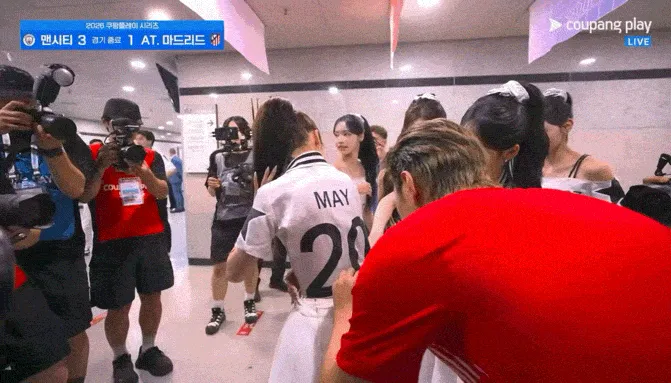 리센느의 축구장 공연과 이강인과의 만남 이미지 13