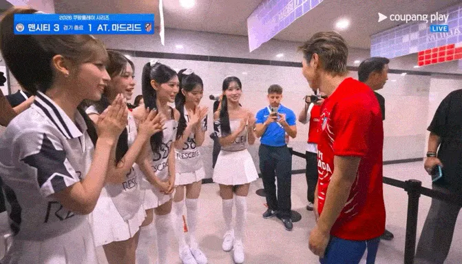 리센느의 축구장 공연과 이강인과의 만남 이미지 15
