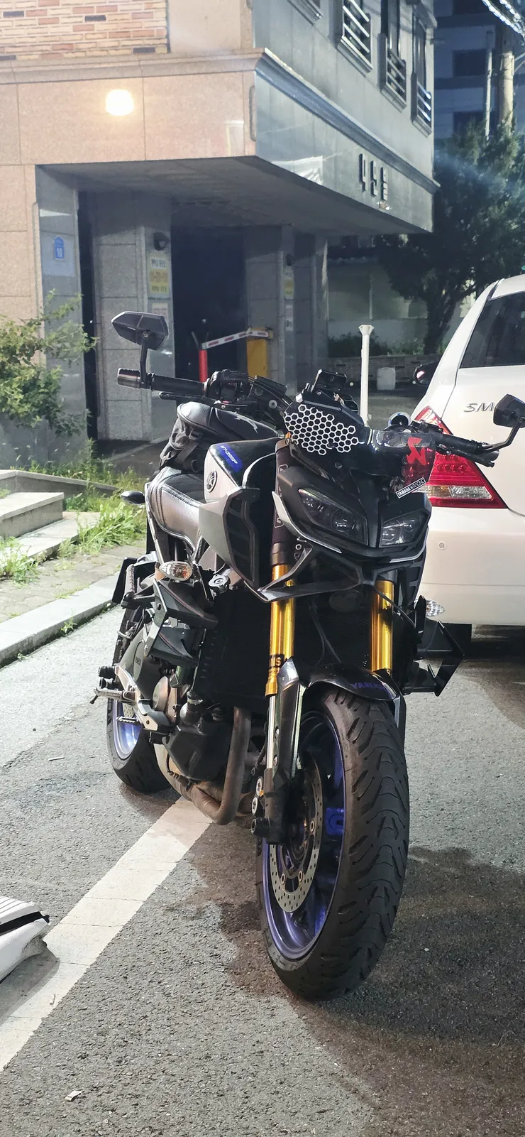 MT09 SP 윙렛 장착 이미지 3